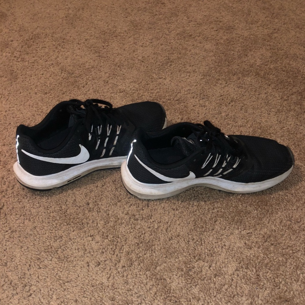 Black Nike Sneakers